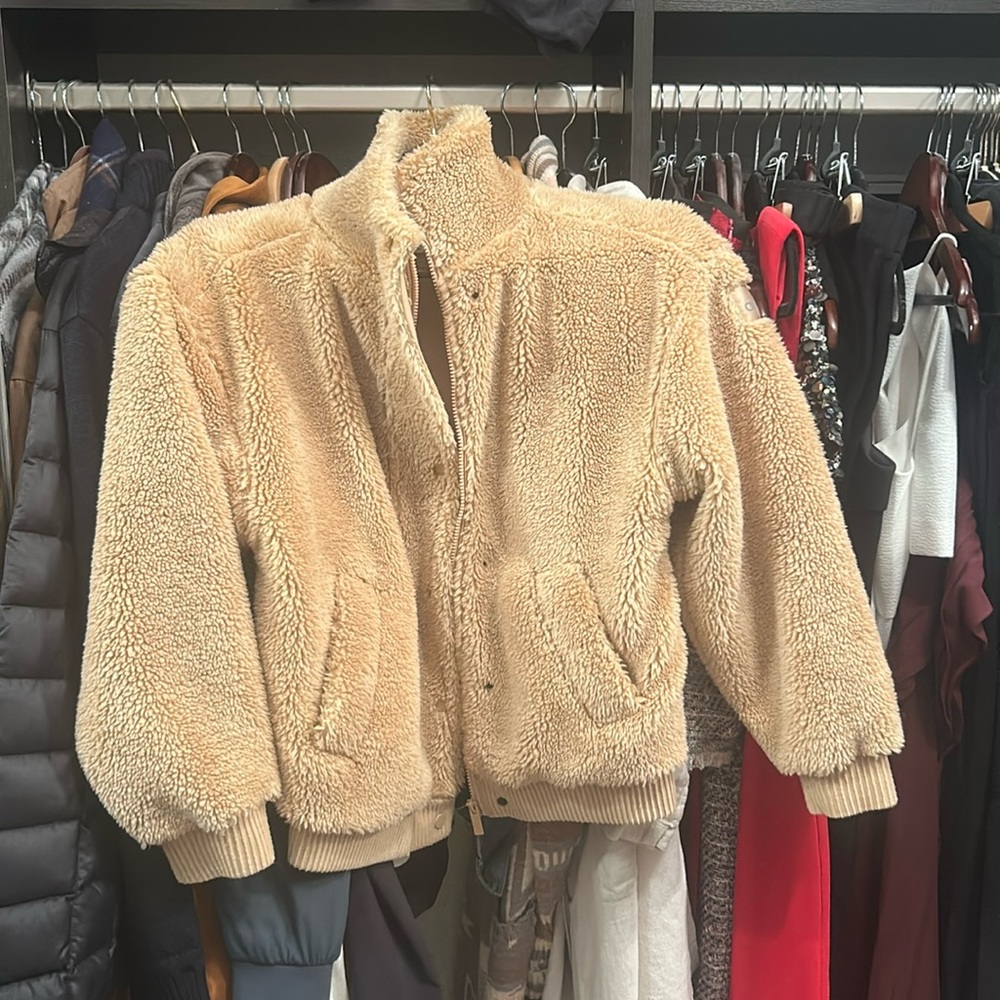 Alo Jacket
